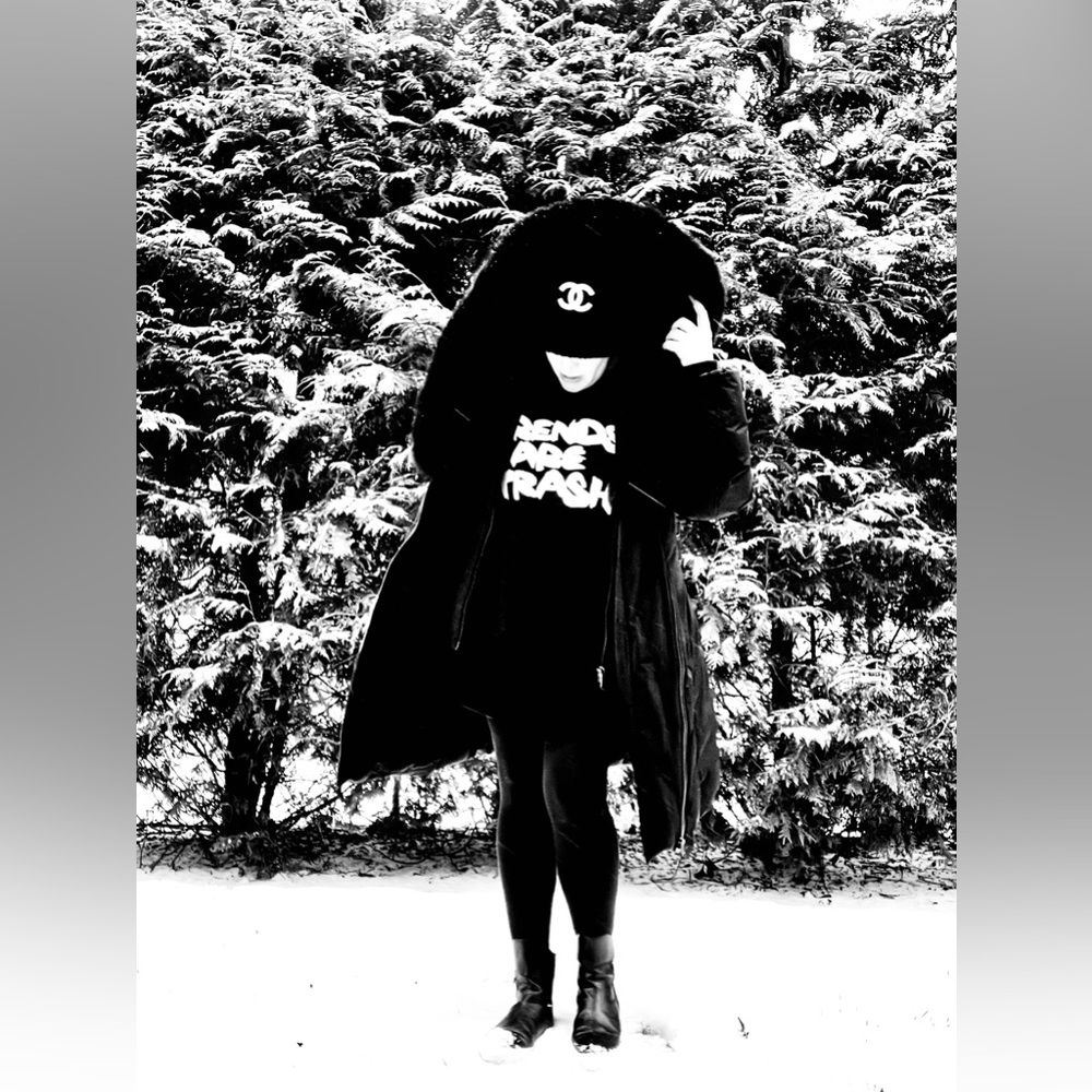 LIVE SHOP w Karina Kay π - Picture 3 of 10